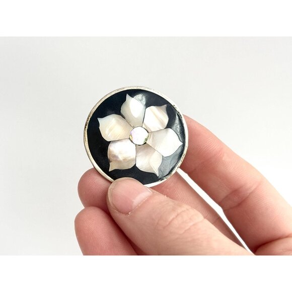 Hecho De Mexico Silver T Mother of Pearl | Abalone Inlaid Floral Vintage Brooch - Picture 7 of 9